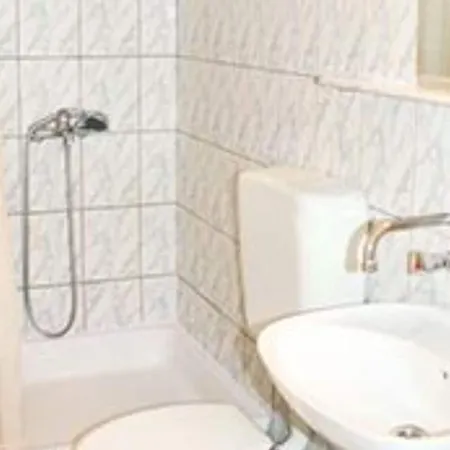 Antonio - One Bedroom With Terrace C