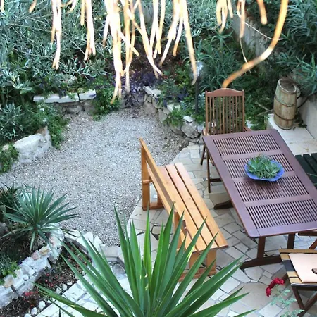Appartement Antonio - One Bedroom With Terrace C