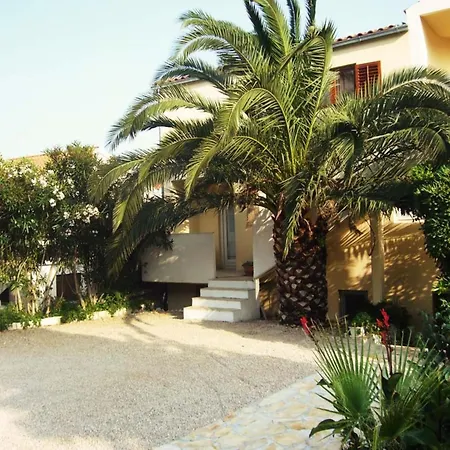 Antonio - One Bedroom With Terrace C *