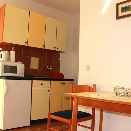 Apartment Antonio - One Bedroom With Terrace C